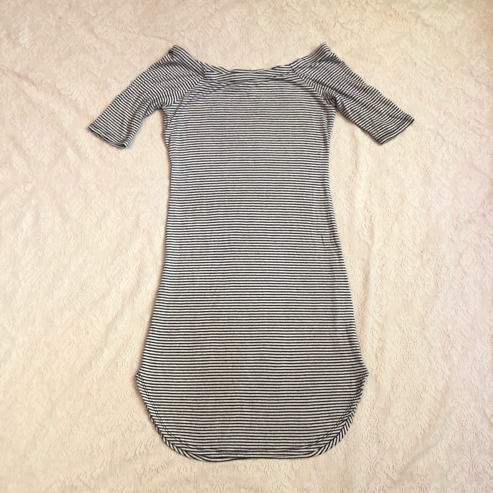 Polly & Esther off shoulder striped Y2K dress